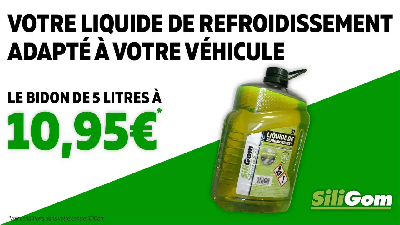 Bidon de liquide de refroidissement vert SiliGom 5L, idéal pour votre voiture. Prix : 10,95€.