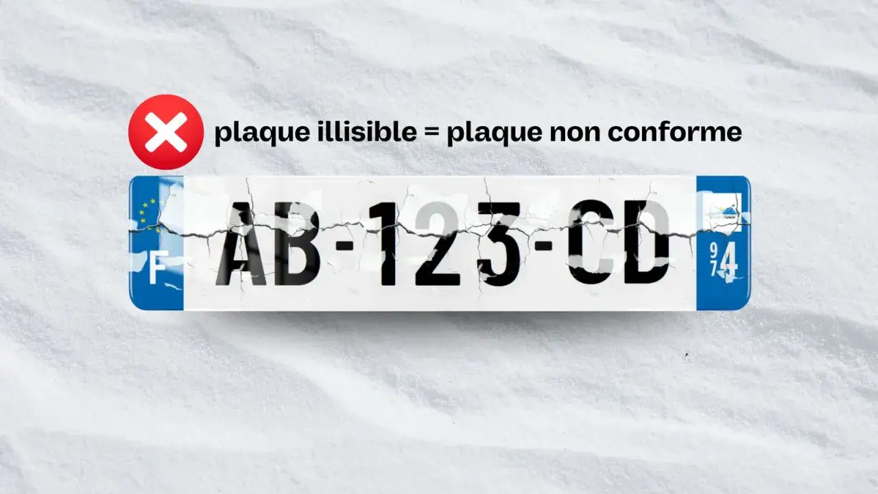 Plaque d'immatriculation fissurée et illisible, donc plaque non conforme.