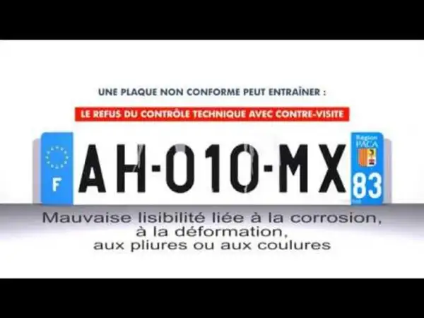 Plaque immatriculation non conforme, illisible à cause de la corrosion et déformation. Refus au contrôle technique.